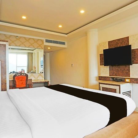 Super Townhouse Oak Dharamshala Near Maximus Mall Exterior foto